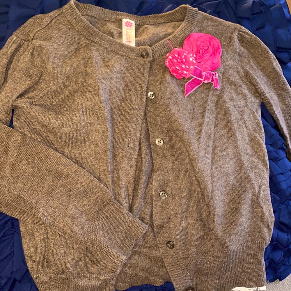 Little girls Rose Cardigan! So sweet! Size 5t